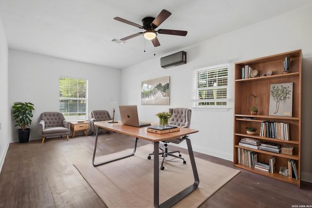702 CRESTFIELD ST, San Antonio, TX 78227
