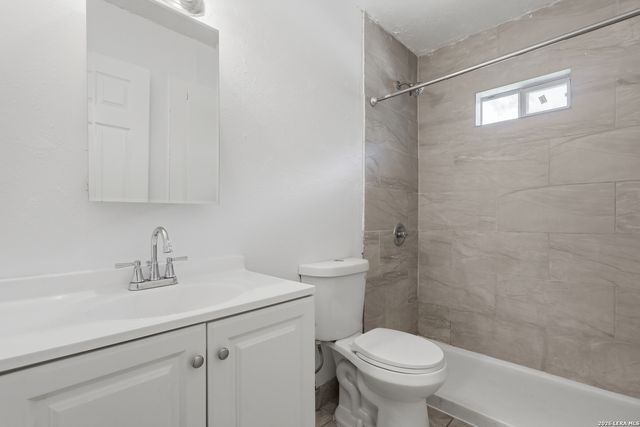 702 CRESTFIELD ST, San Antonio, TX 78227