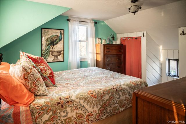 362 Onion Avenue, New Hampton, NY 10958