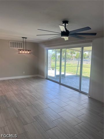 5215 Rutland CT, Cape Coral, FL 33904