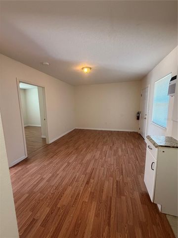 110 FOREST AVENUE 11, Davenport, FL 33837
