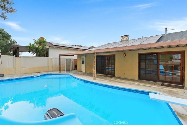 1492 Del Norte Drive, Corona, CA 92879