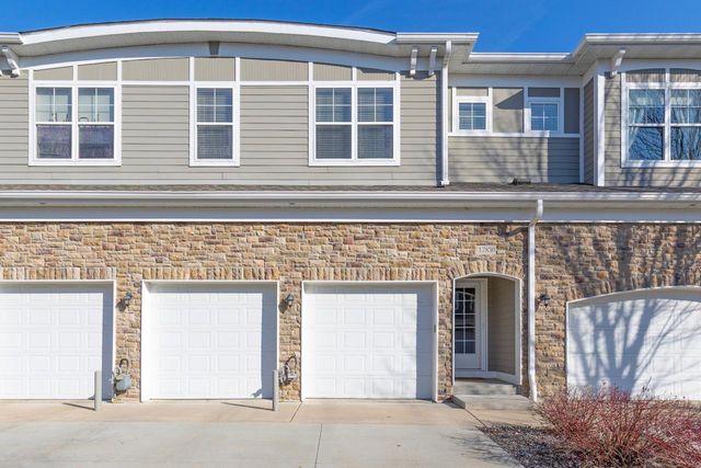 17830 Valley Cove Court, Wayzata, MN 55391
