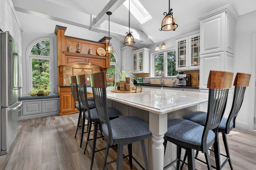 Image 20 of property listing at 50 Gale Road, Hampton, NH 03842