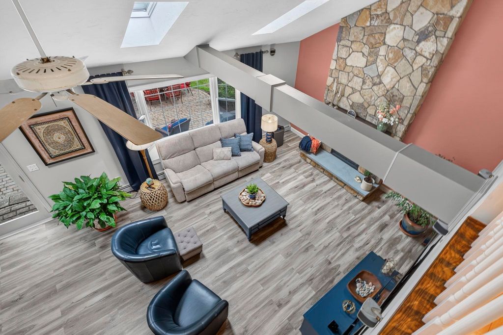 Image 31 of property listing at 50 Gale Road, Hampton, NH 03842