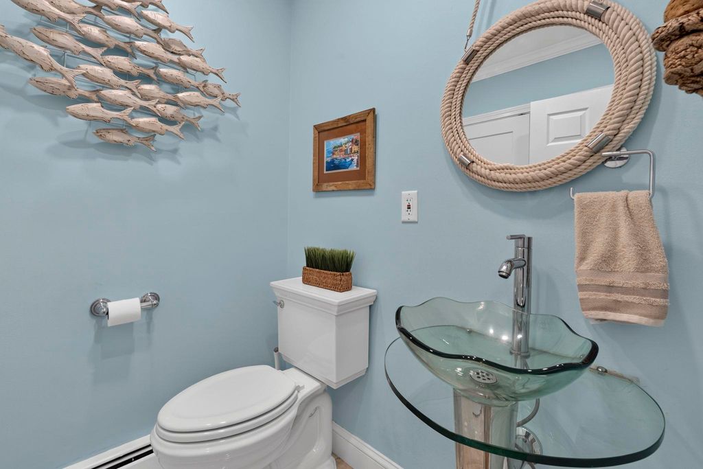 Image 33 of property listing at 50 Gale Road, Hampton, NH 03842