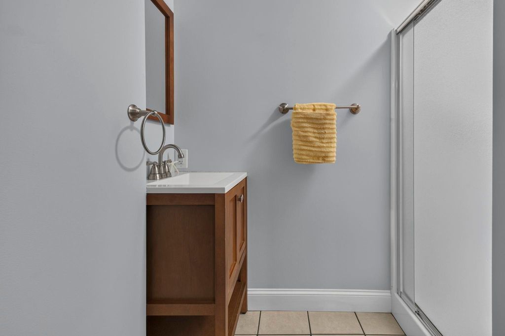 Image 59 of property listing at 50 Gale Road, Hampton, NH 03842