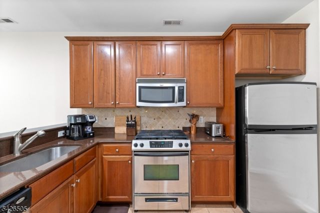 1506 Hamilton St, Belleville Twp., NJ 07109