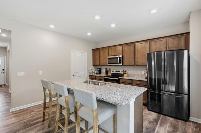 3232 Shadow Ridge Court, Hamilton Twp, OH 45152