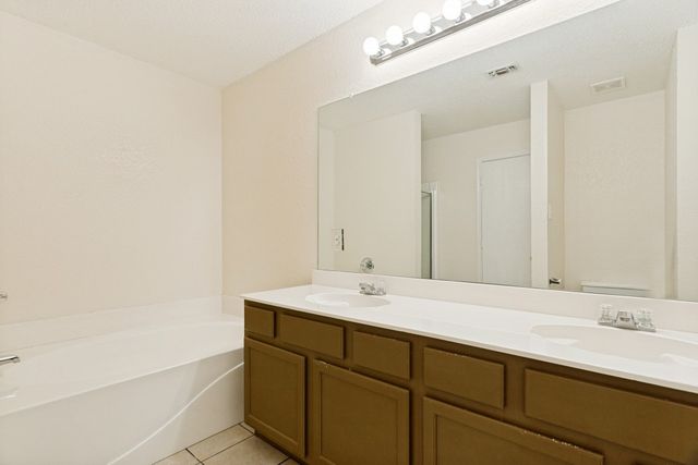 7120 Nohl Ranch Road, Fort Worth, TX 76133