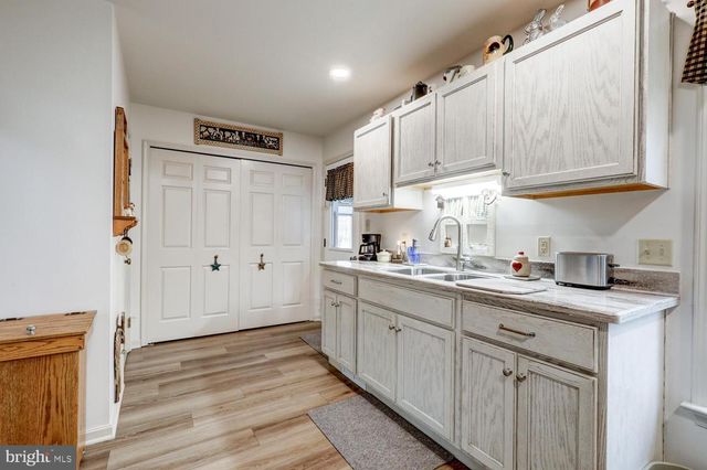 41 ASHLEA VLG, New Holland, PA 17557