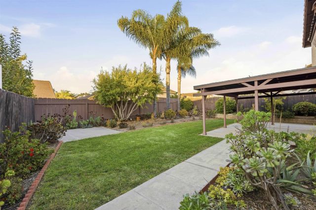 10985 Sunny Meadow St, San Diego, CA 92126