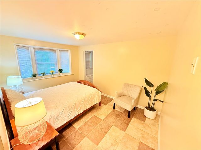 936 Monroe Avenue, Rochester, NY 14620