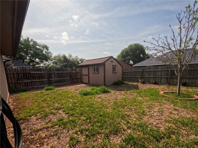 2237 Sunset Cliffs Dr, Ingleside, TX 78362