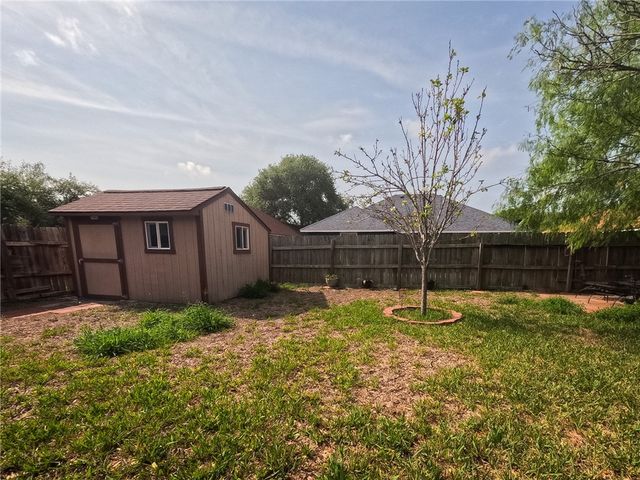 2237 Sunset Cliffs Dr, Ingleside, TX 78362