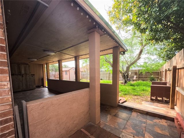 2237 Sunset Cliffs Dr, Ingleside, TX 78362
