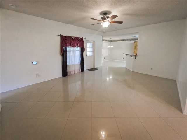 2237 Sunset Cliffs Dr, Ingleside, TX 78362