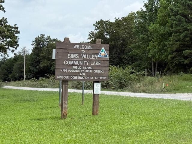 1498 Ra Highway, Mountain View, MO 65548