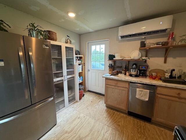 1498 Ra Highway, Mountain View, MO 65548