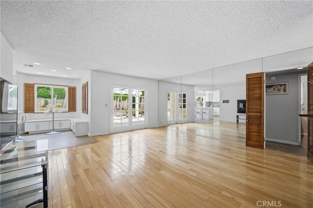 20439 Hemmingway, Winnetka, CA 91306