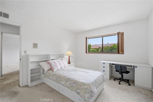20439 Hemmingway, Winnetka, CA 91306