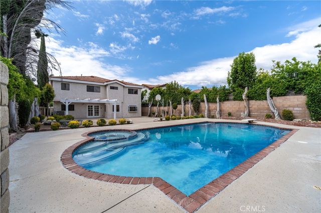 20439 Hemmingway, Winnetka, CA 91306