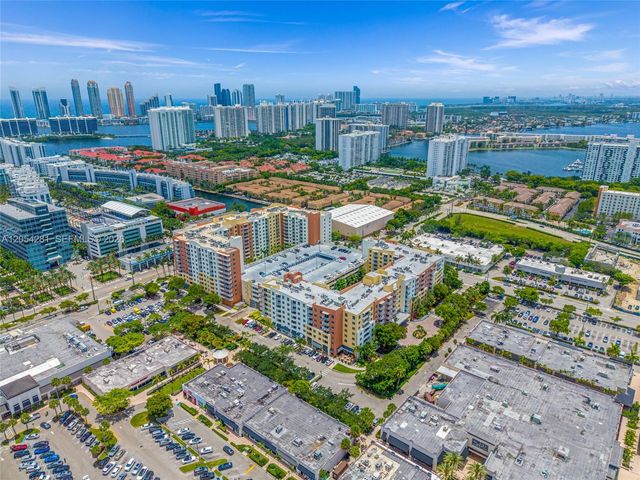 2775 NE 187th St 318, Aventura, FL 33180