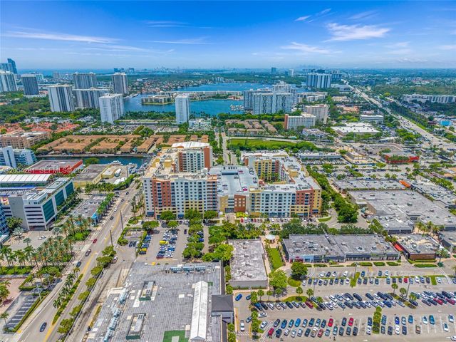 2775 NE 187th St 318, Aventura, FL 33180