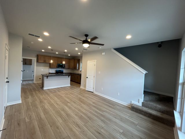 116 Florence Cove, Burns, TN 37029