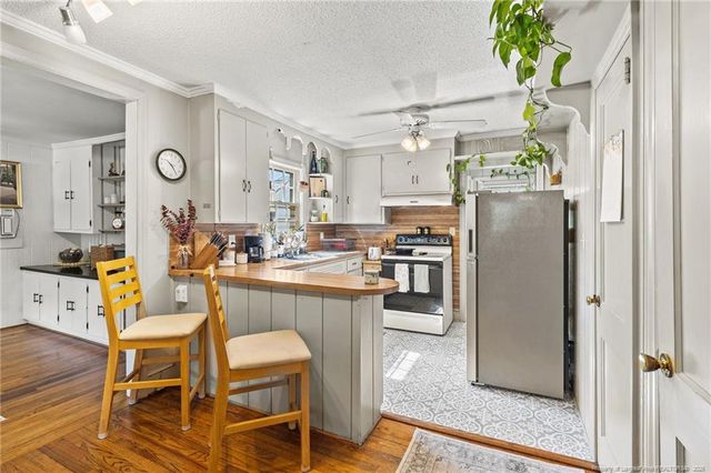 2009 Morganton Road, Fayetteville, NC 28305