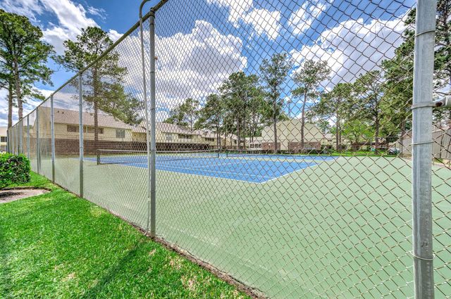 14515 Wunderlich Drive 812, Houston, TX 77069