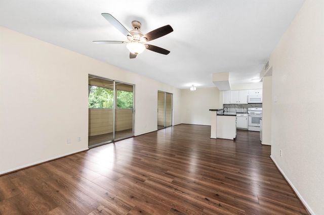 14515 Wunderlich Drive 812, Houston, TX 77069