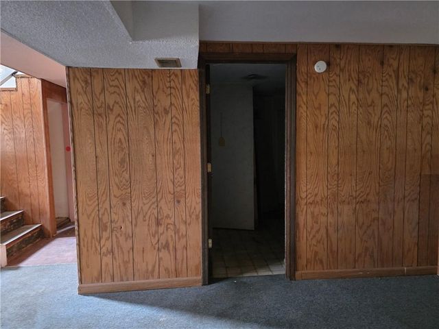 1804 S Benton Avenue, Marshall, MO 65340