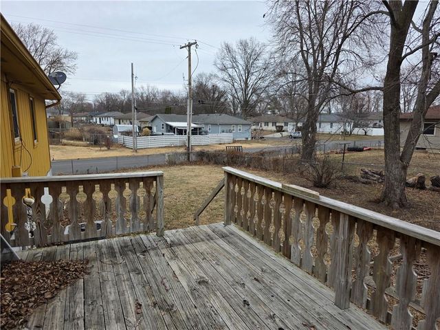 1804 S Benton Avenue, Marshall, MO 65340