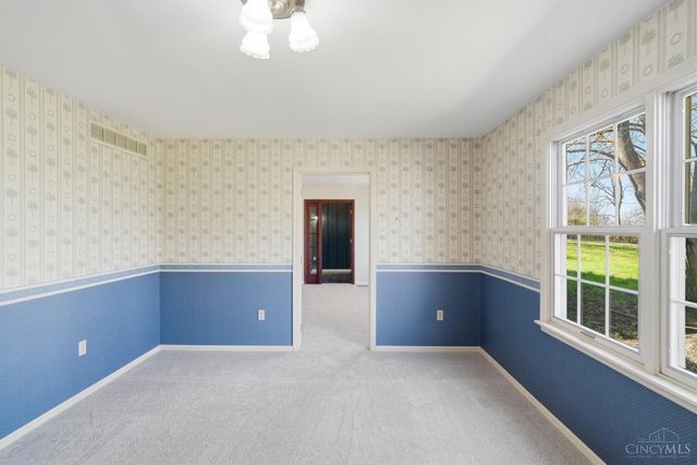 7628 Lesourdsville West Chester Road, West Chester, OH 45069