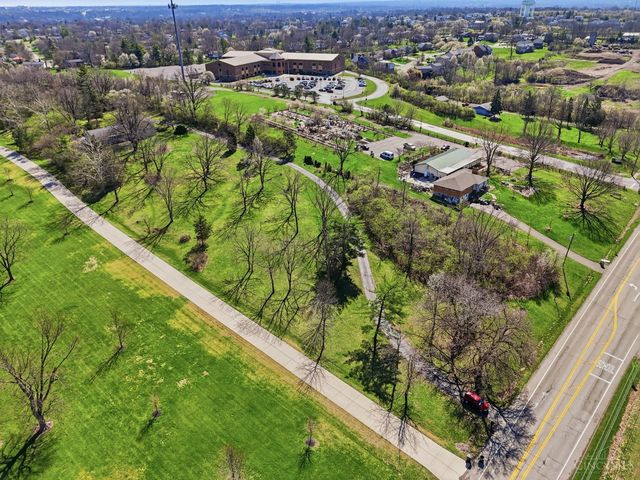 7628 Lesourdsville West Chester Road, West Chester, OH 45069