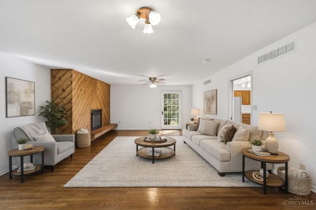 7628 Lesourdsville West Chester Road, West Chester, OH 45069