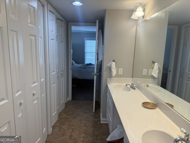 54 La Rue Place NW, Atlanta, GA 30327