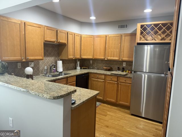 54 La Rue Place NW, Atlanta, GA 30327