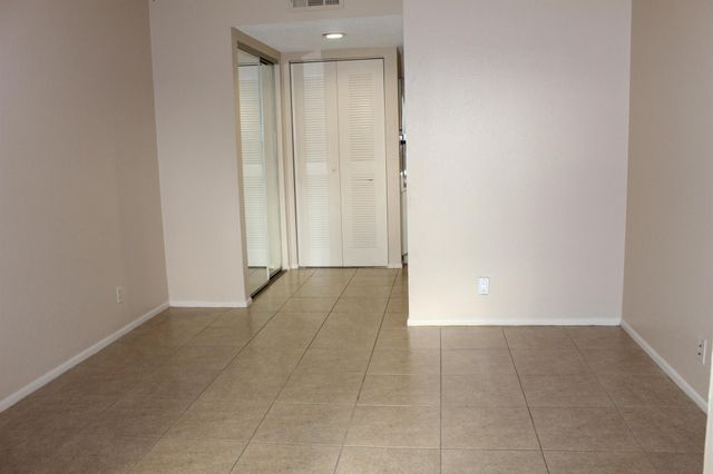 1512 SE Royal Green Circle H-202, Port St Lucie, FL 34952