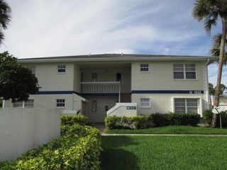 1512 SE Royal Green Circle H-202, Port St Lucie, FL 34952