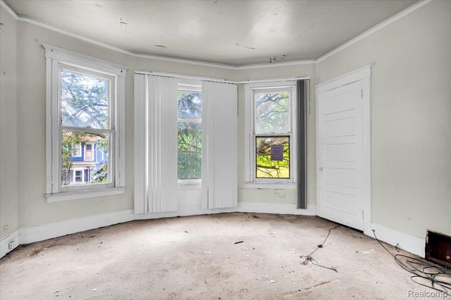 2940 Canton Street, Detroit, MI 48207