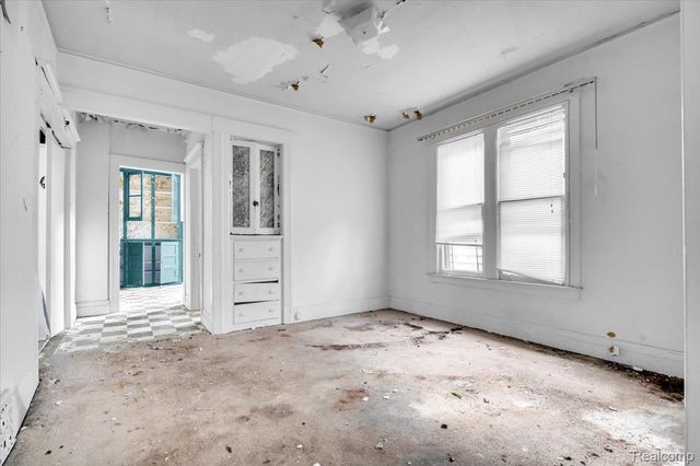 2940 Canton Street, Detroit, MI 48207