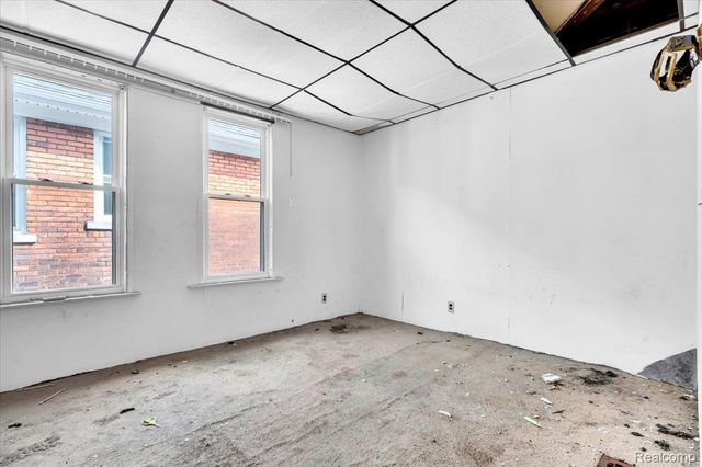 2940 Canton Street, Detroit, MI 48207