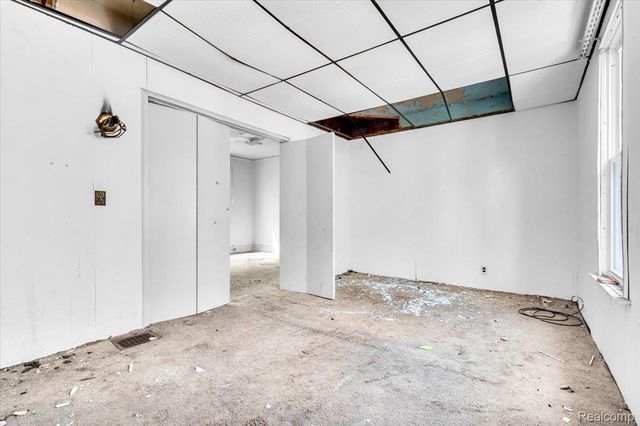 2940 Canton Street, Detroit, MI 48207
