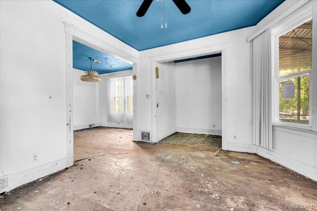 2940 Canton Street, Detroit, MI 48207