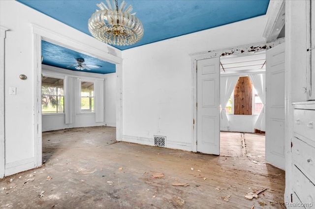 2940 Canton Street, Detroit, MI 48207
