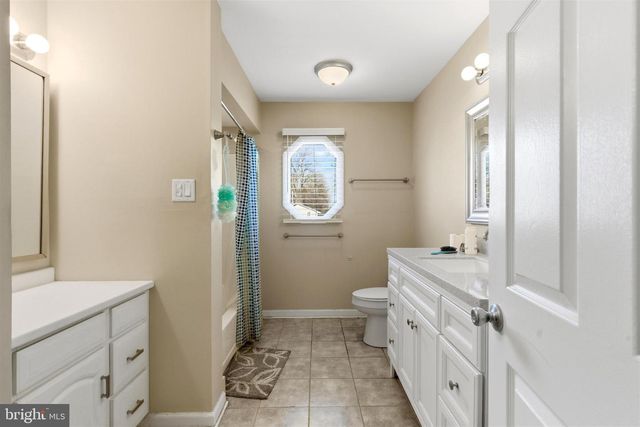 29 OBERLIN RD, Pennsville, NJ 08070