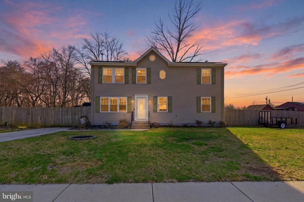 29 OBERLIN RD, Pennsville, NJ 08070