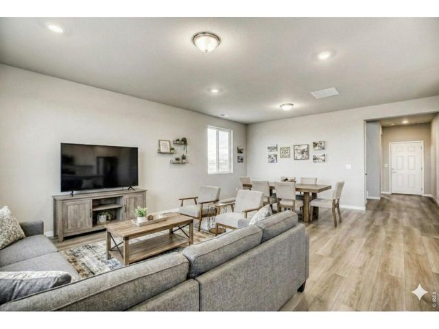 7336 Arkansas St, Frederick, CO 80530